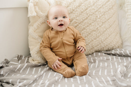 Mebie Baby organic Ribbed zipper footed pajamas- café