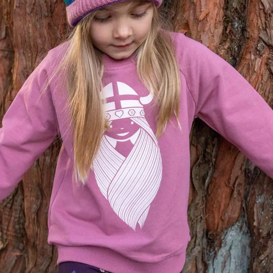 Girl wearing Danefae Sweatshirt- old rose Freja
