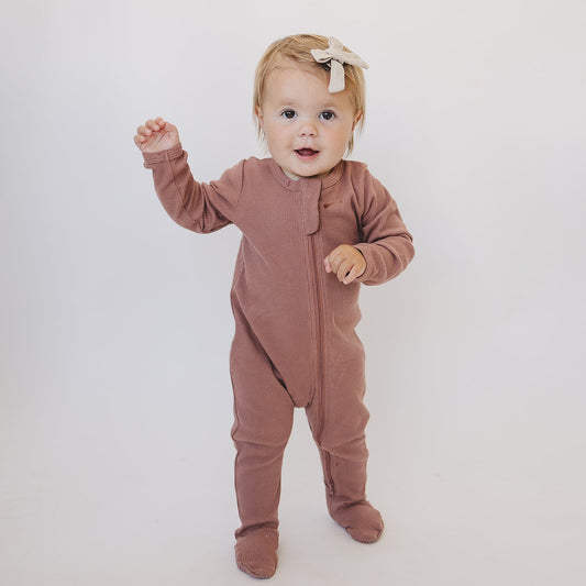Mebie Baby organic Ribbed zipper footed pajamas- dusty rose*