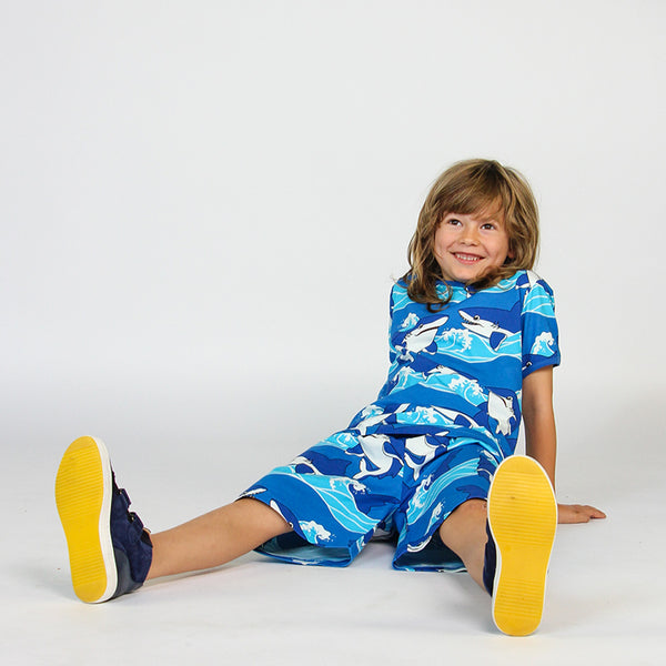 Boy wearing Smafolk organic Short sleeve t-shirt- sharks, brilliant blue