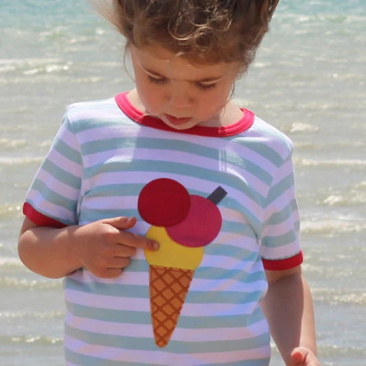 Girl wearing Toby Tiger Organic Short sleeved t-shirt: ice cream appliqué