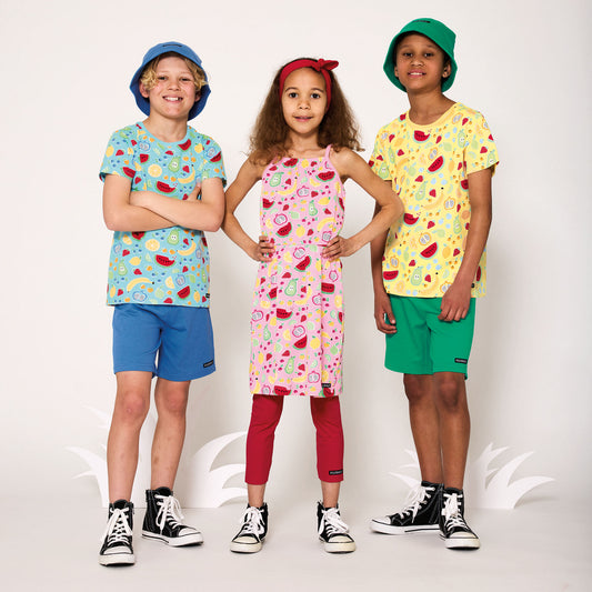 Boy wearing Villervalle organic Shorts- Nautic blue