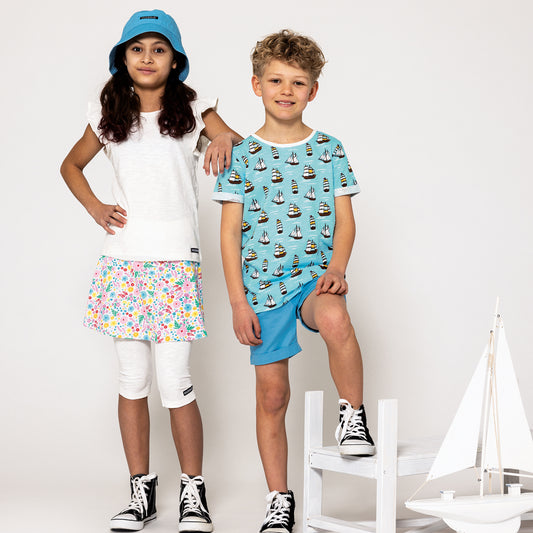 Boy wearing Villervalla organic Short sleeve top- ship