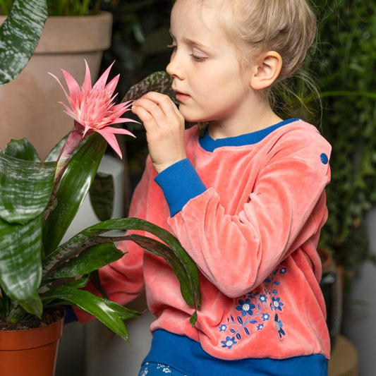 Girl wearing Alba of Denmark Strawberry Ice I Love You Sweatshirt