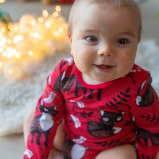 Baby wearing Long sleeve bodysuit- red Nuutii fox
