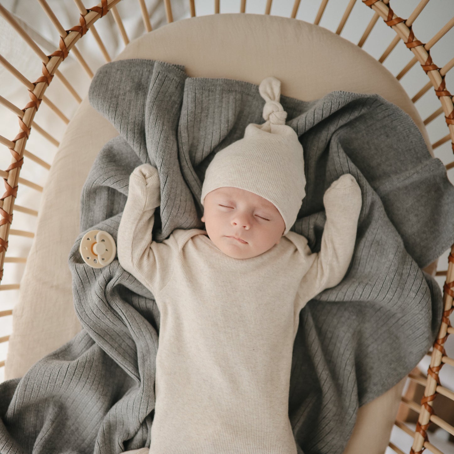 Mushie Extra Soft 2 Pack Muslin Crib Sheet