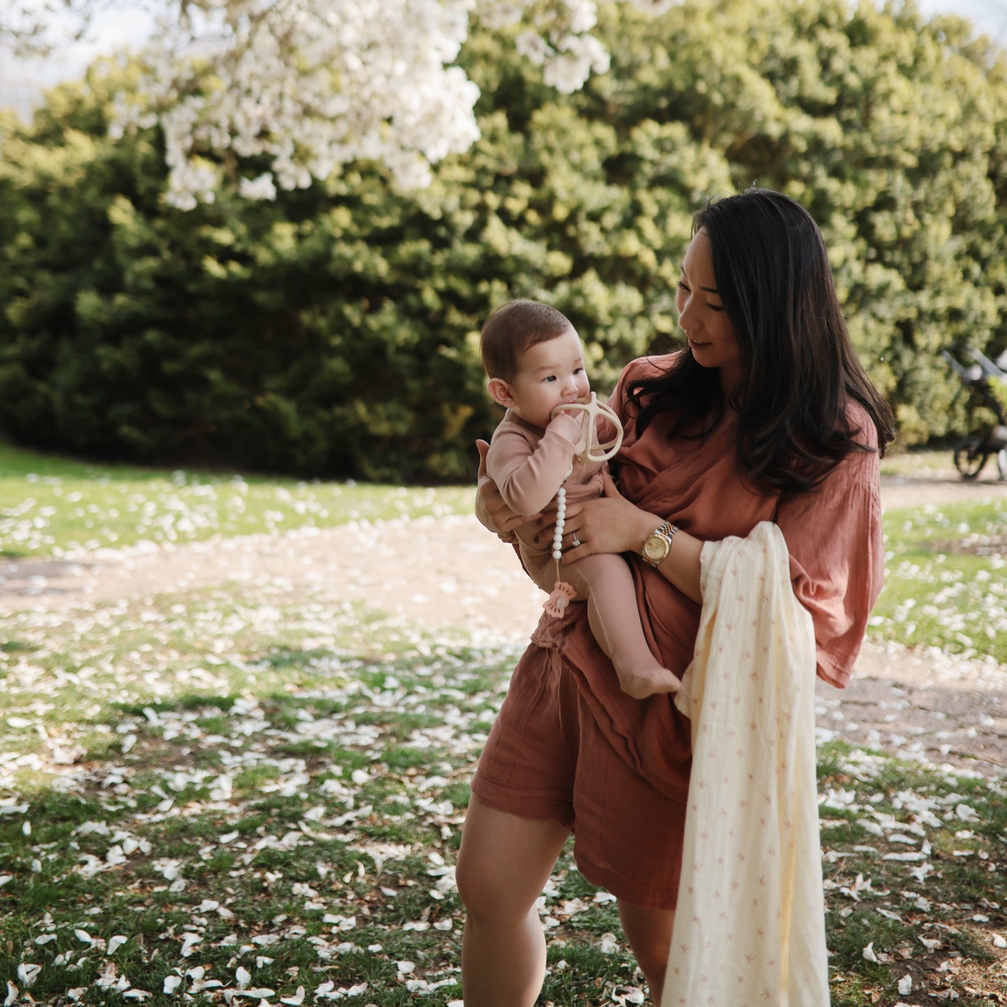 Muslin swaddle blanket, various colors*