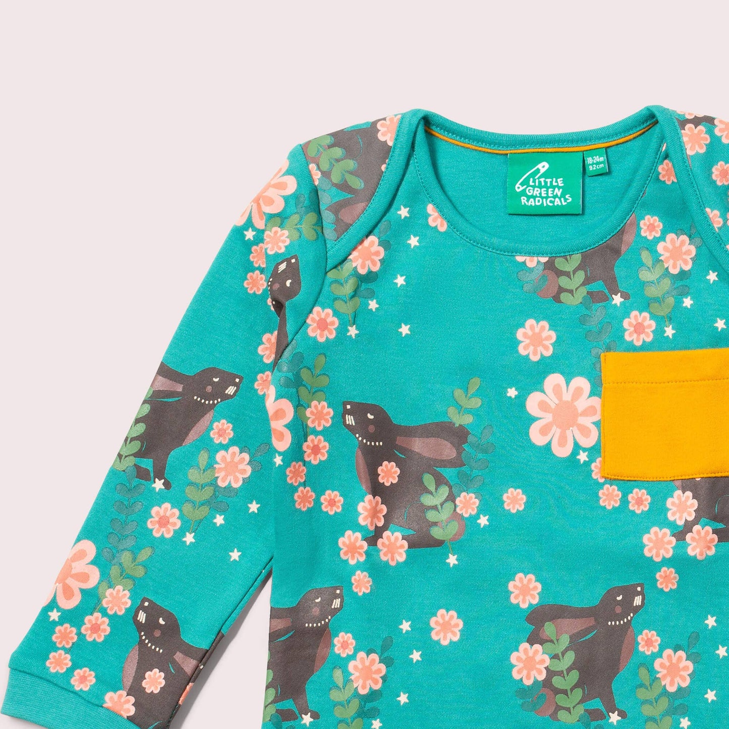 Little Green Radicals Organic Kids' Long-Sleeved T-shirt & Jogger Playset- Winter Rabbits