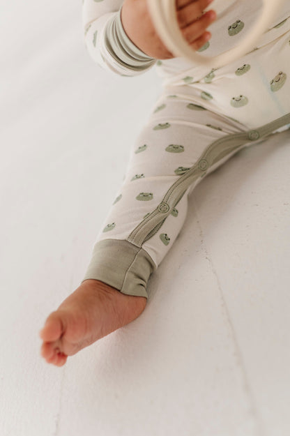 Bamboo Snap Romper - Miniature Frogs