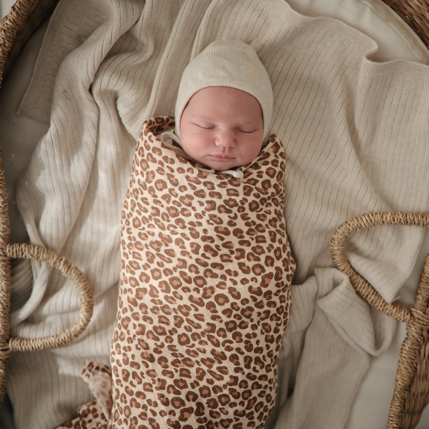 Muslin swaddle blanket, various colors*