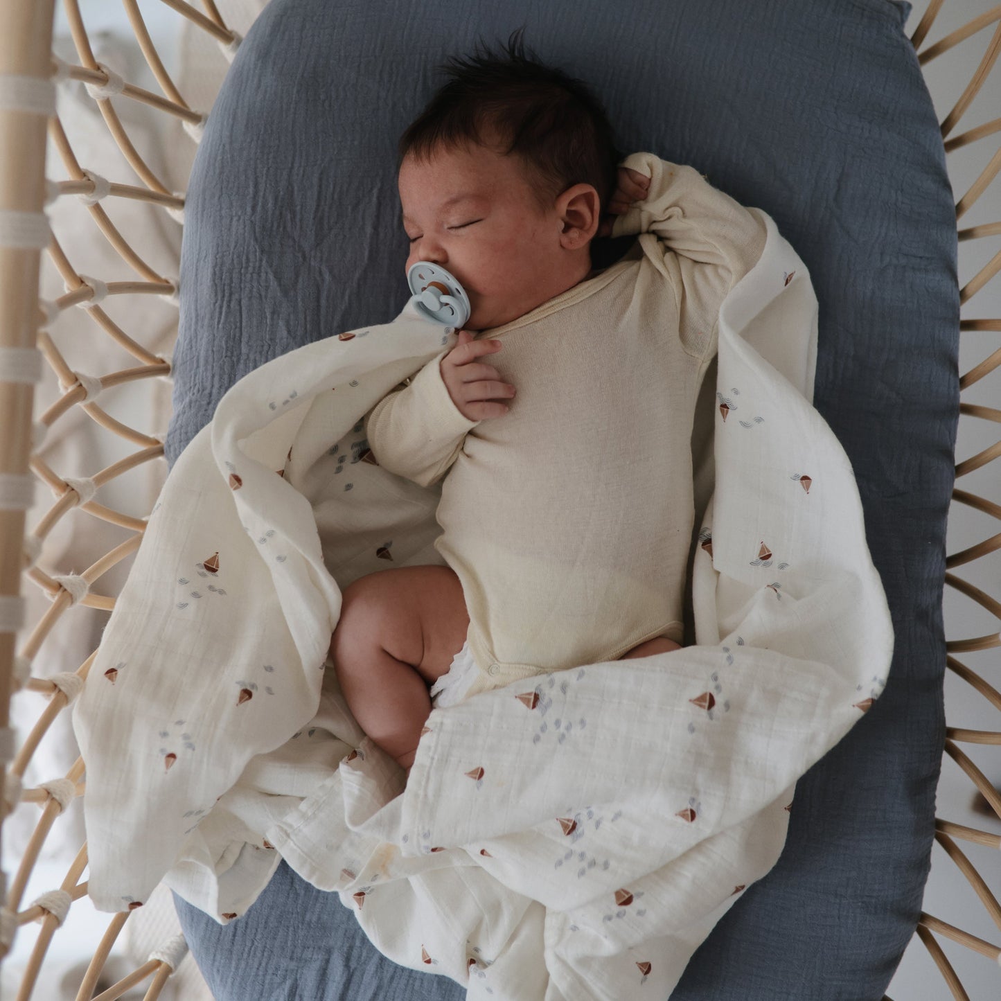 Muslin swaddle blanket, various colors*