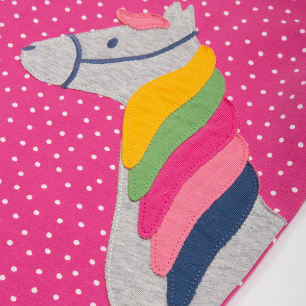Kite organic Rainbow pony appliqué t-shirt, closeup