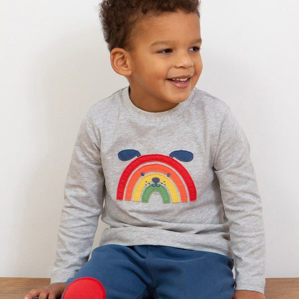 Boy wearing Kite organic Rainbow pup t-shirt