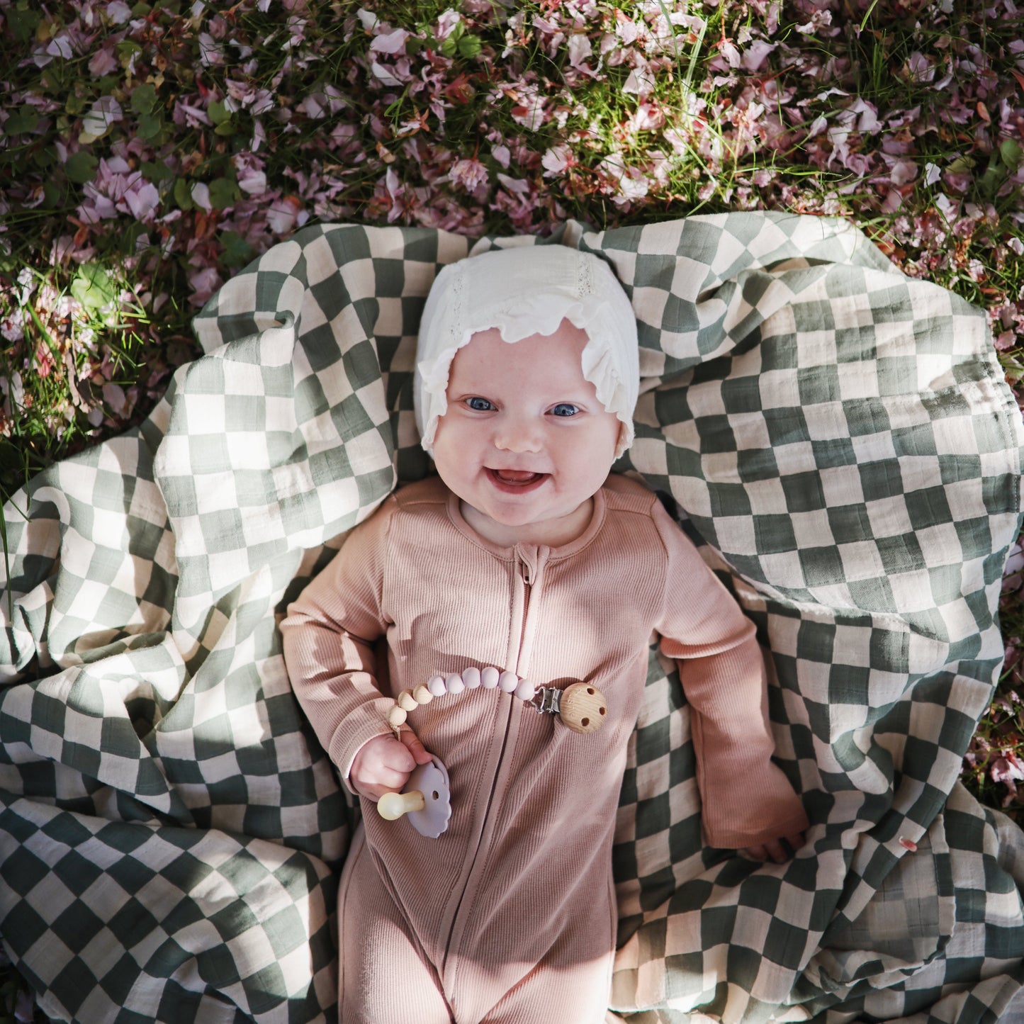 Muslin swaddle blanket, various colors*