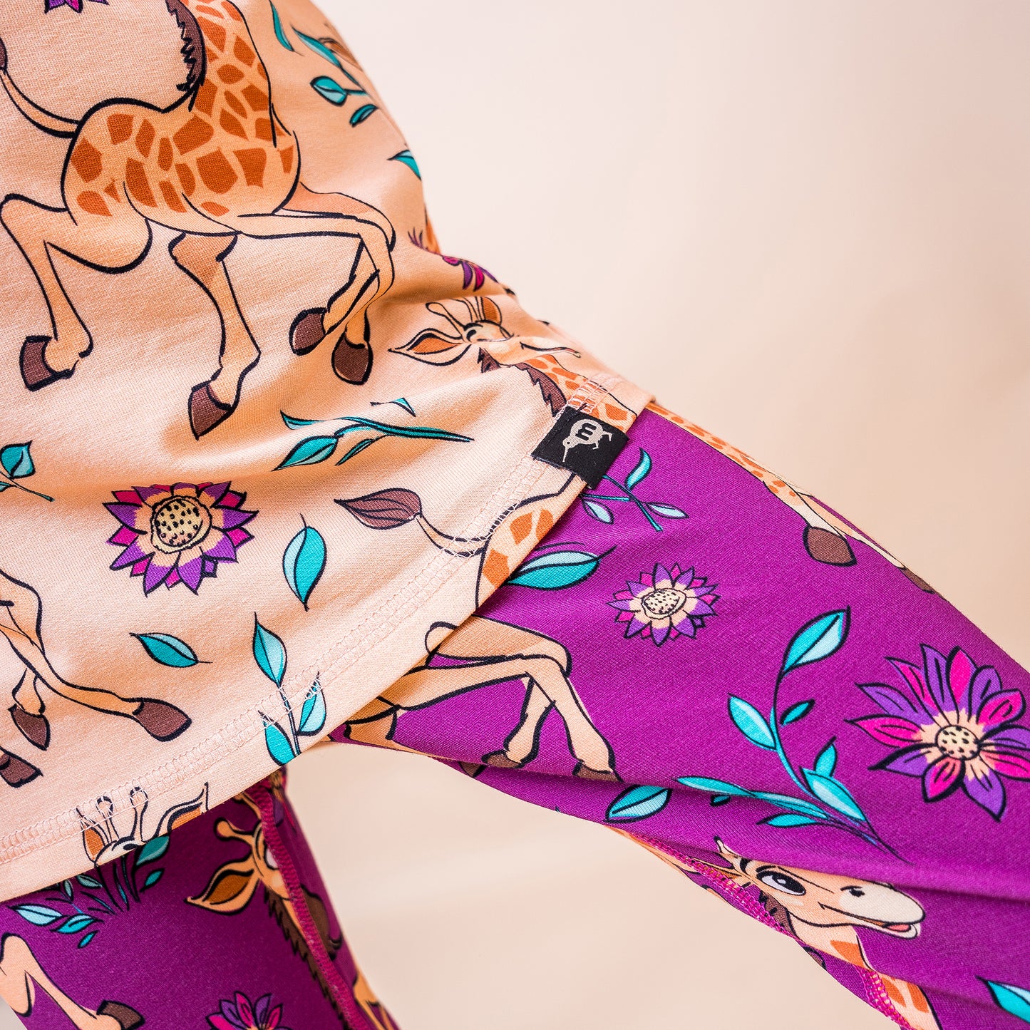 Mullido Organic Kids' Long Sleeved Top- Giraffe, Yellow