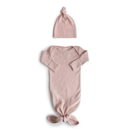 Mushie Organic Ribbed Knotted Baby Gown + Beanie Set