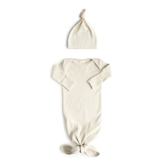 Mushie Organic Ribbed Knotted Baby Gown + Beanie Set