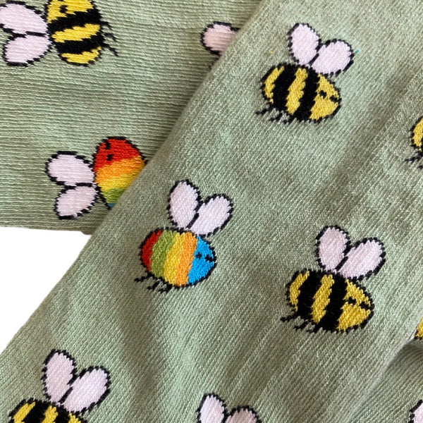 Slugs & Snails organic Rainbow bees patterned tights, closeup
