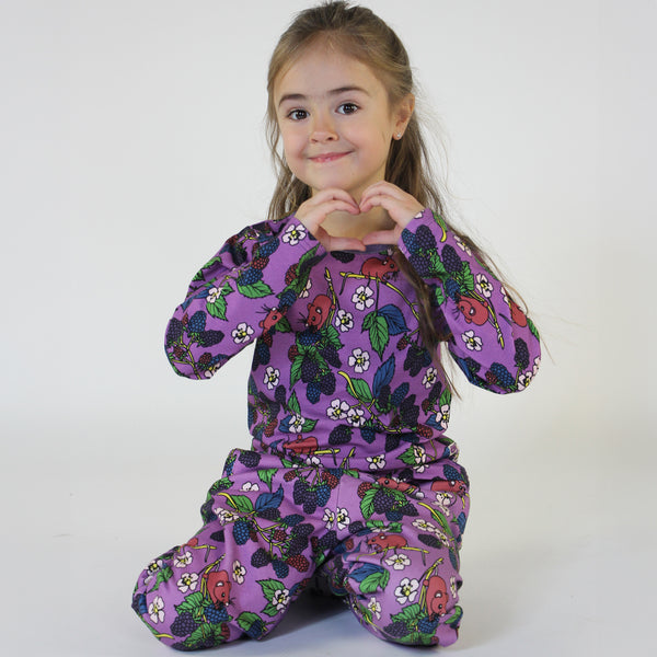 Girl wearing Smafolk organic Long sleeved t-shirt- blackberries, dusty lavender