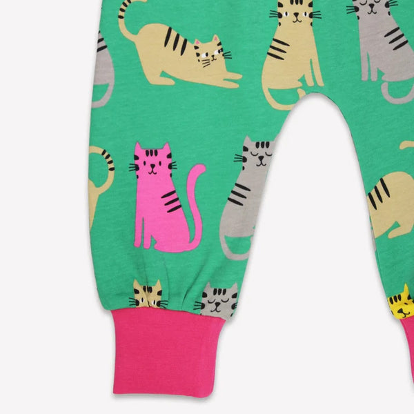 Toby Tiger organic Print pants- kittens, closeup