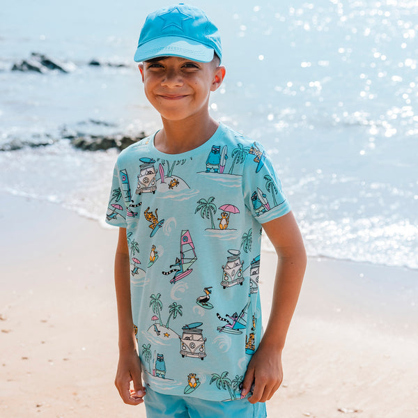 Boy wearing Villervalla organic Short sleeve top- surf