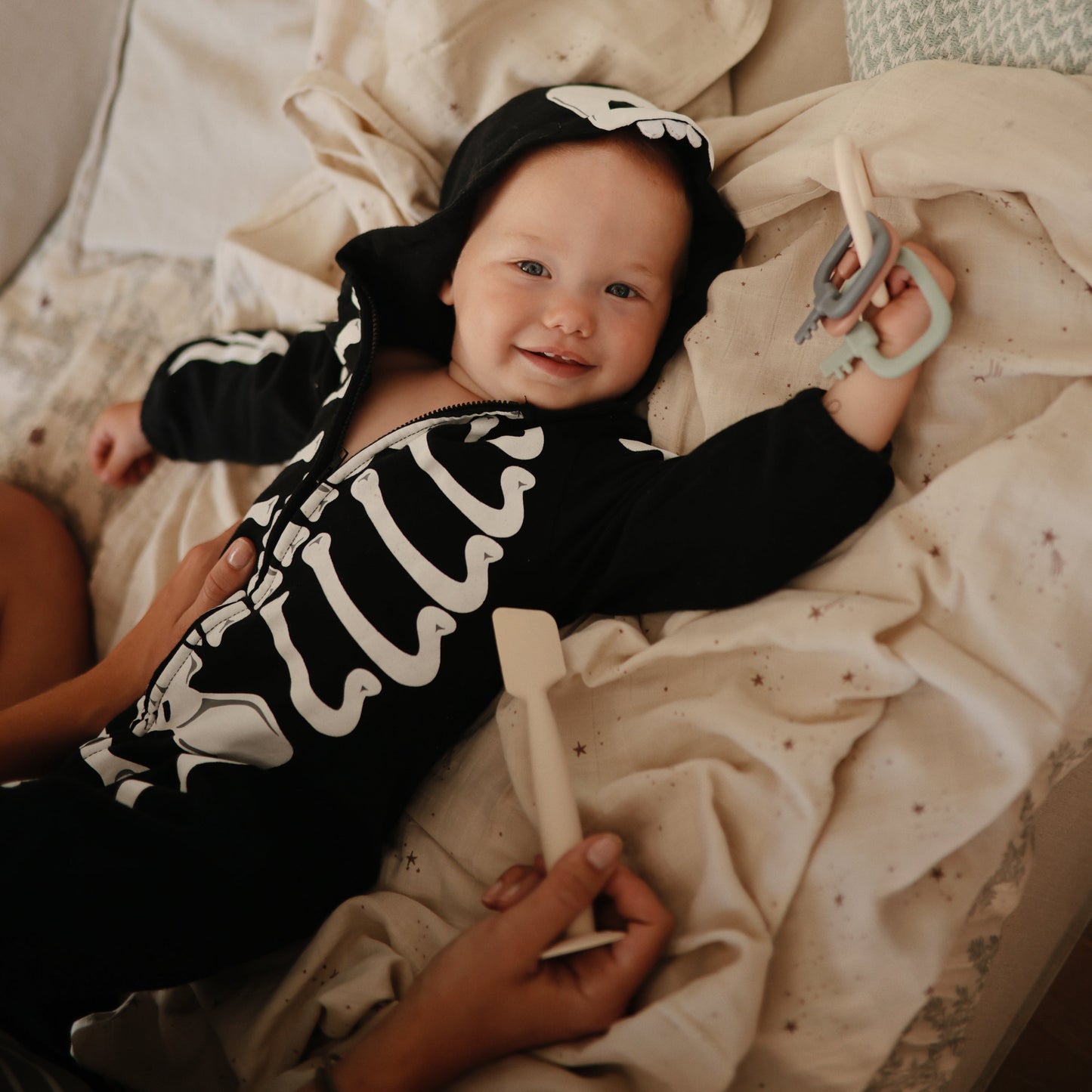 Muslin swaddle blanket, various colors*