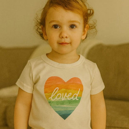 Short-sleeved t-shirt- loved rainbow heart*