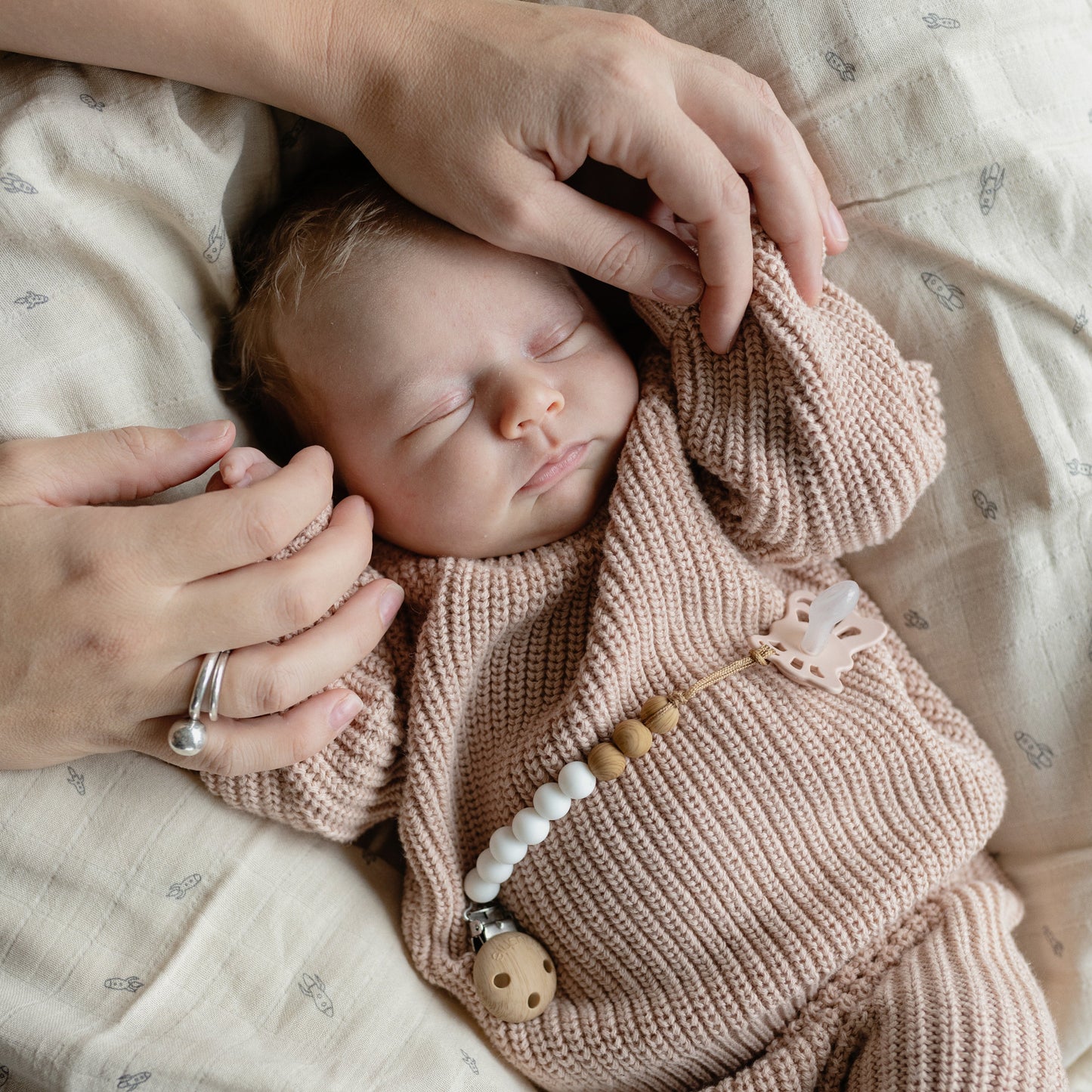 Muslin swaddle blanket, various colors*