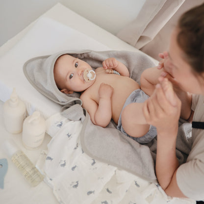 Muslin swaddle blanket, various colors*