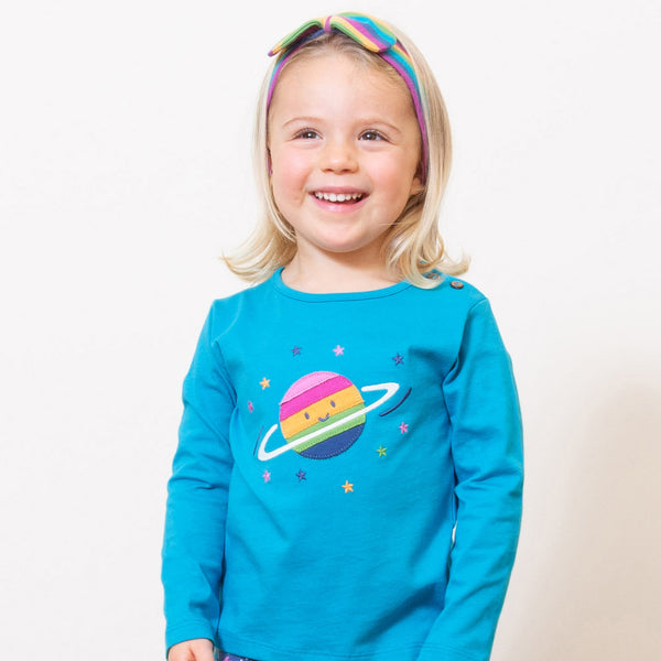 Girl wearing Kite Clothing organic Starburst t-shirt
